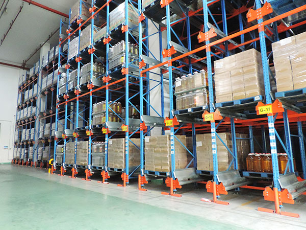 智能密集倉庫的應(yīng)用特點諾亞方舟知道