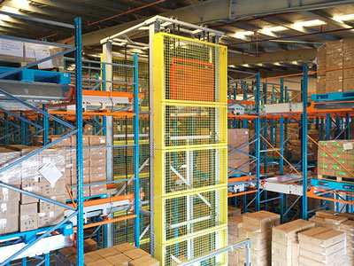 穿梭車(chē)貨架系統(tǒng)的優(yōu)勢(shì)諾亞方舟為你揭曉 穿梭車(chē)貨架系統(tǒng)的優(yōu)勢(shì)諾亞方舟為你揭曉