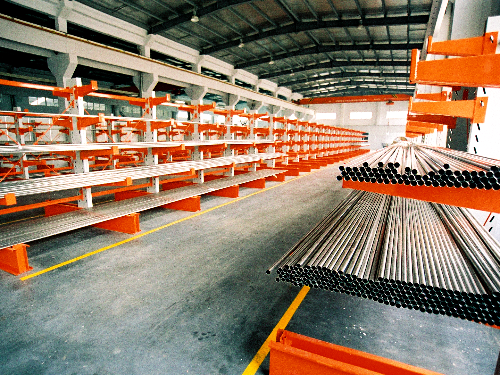 懸臂式貨架 懸臂式貨架